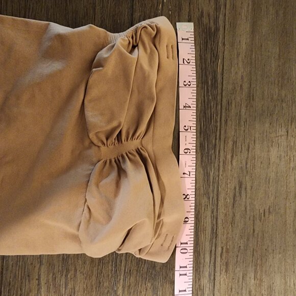 Skims Seamless Sculpt STRAPLESS THONG BODYSUIT NWOT Tan XL - Picture 3 of 5